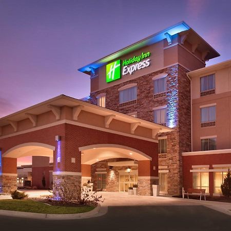 Holiday Inn Express & Suites Overland Park By Ihg Exterior foto