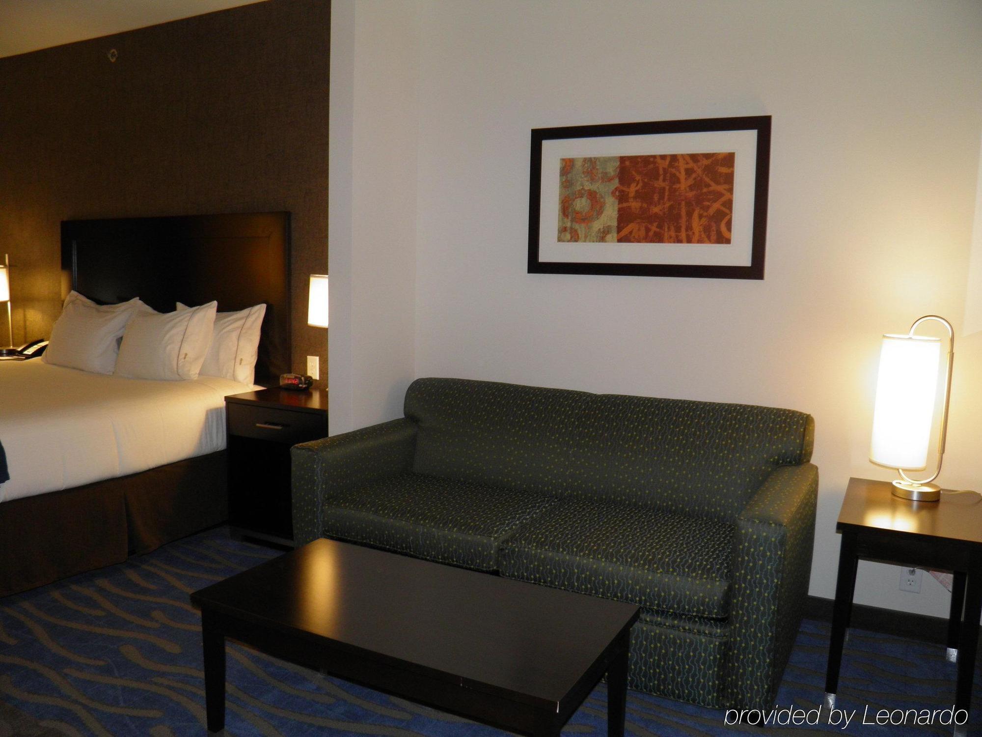 Holiday Inn Express & Suites Overland Park By Ihg Exterior foto